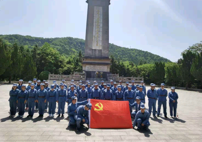 f16ec252e2f94a0f8ab3b668e65f131c.png